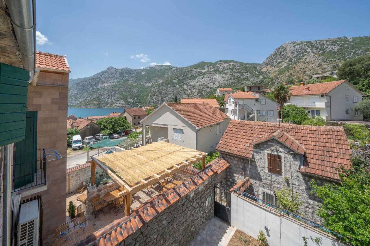 Apartments Oliva Risan Exterior photo